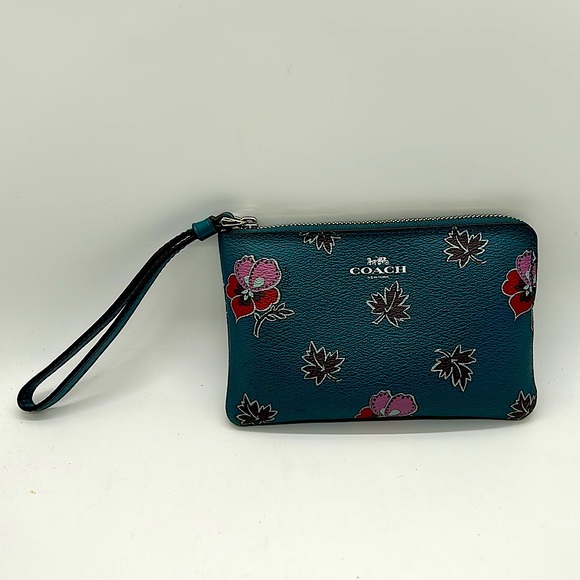 Coach Handbags - Coach Cute Teal Floral Wristlet ID Zip Wallet Purse Bag 🌸🌸